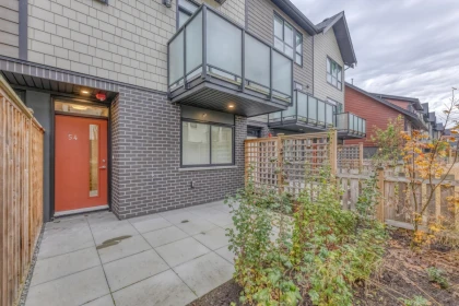 Swimming Pool Photo of 54 4337 Boundary Road, Richmond, BC