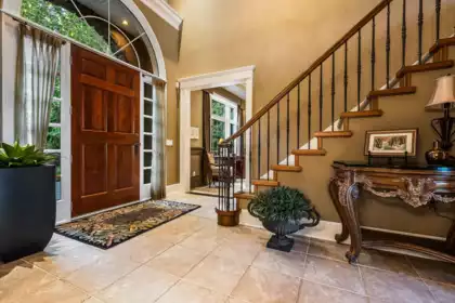 35386 Doneagle Place, Abbotsford, BC, Abbotsford — Single Family Residence for sale