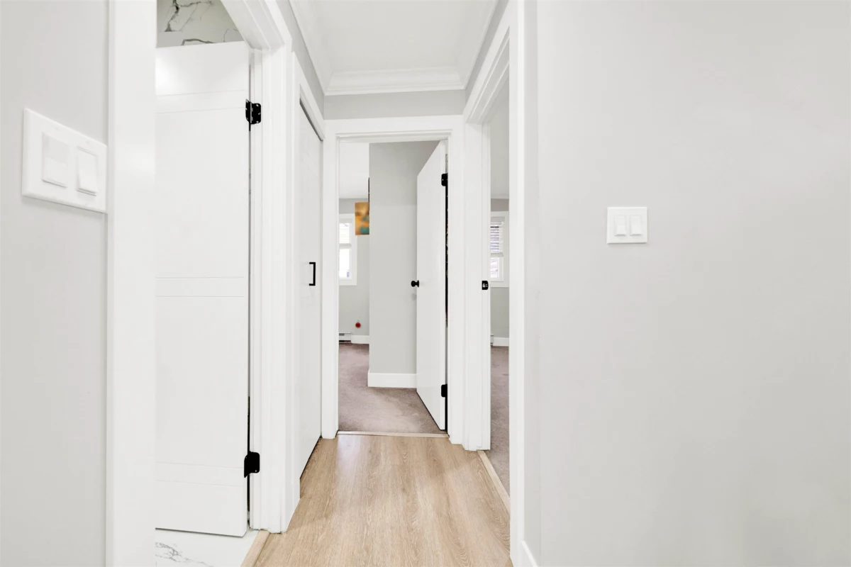 Primary Bathroom Photo of 2 7560 138 Street, Surrey, BC