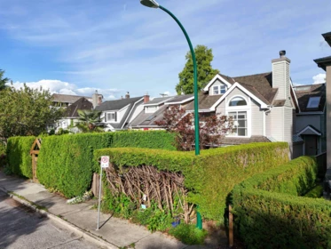 Aerial View of 1346 Laburnum Street, Vancouver, BC