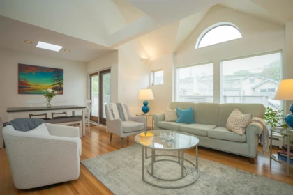 Kitchen Photo of 1346 Laburnum Street, Vancouver, BC
