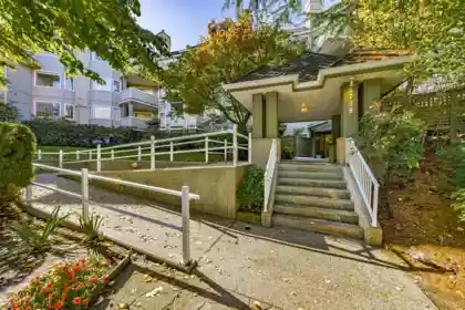 109 3738 Norfolk Street, Burnaby, BC