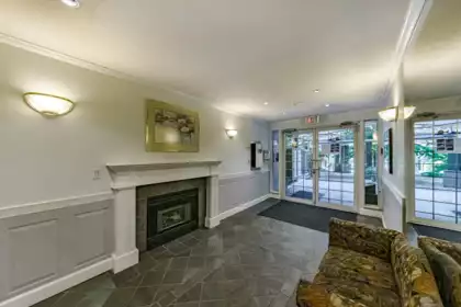 Kitchen Island Photo of 109 3738 Norfolk Street, Burnaby, BC