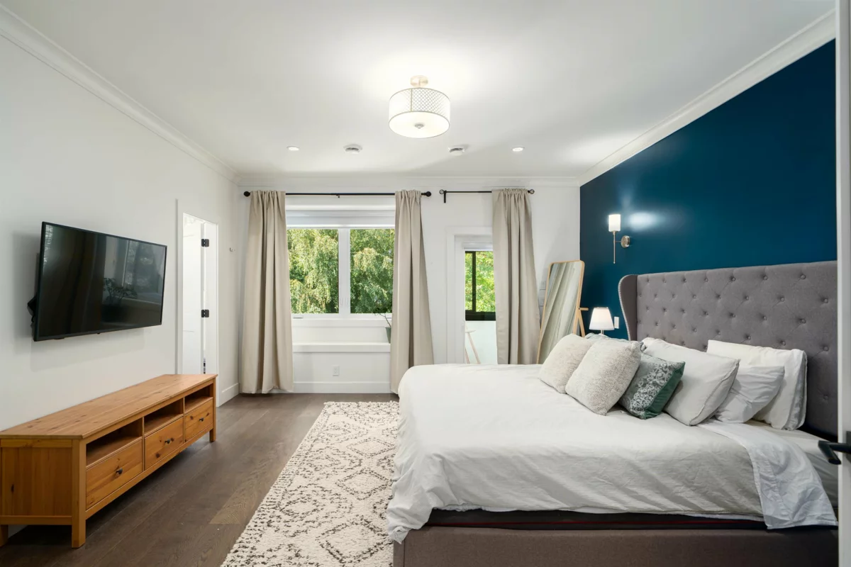 Basement Recreation Room Photo of 8631 Odlin Crescent, Richmond, BC