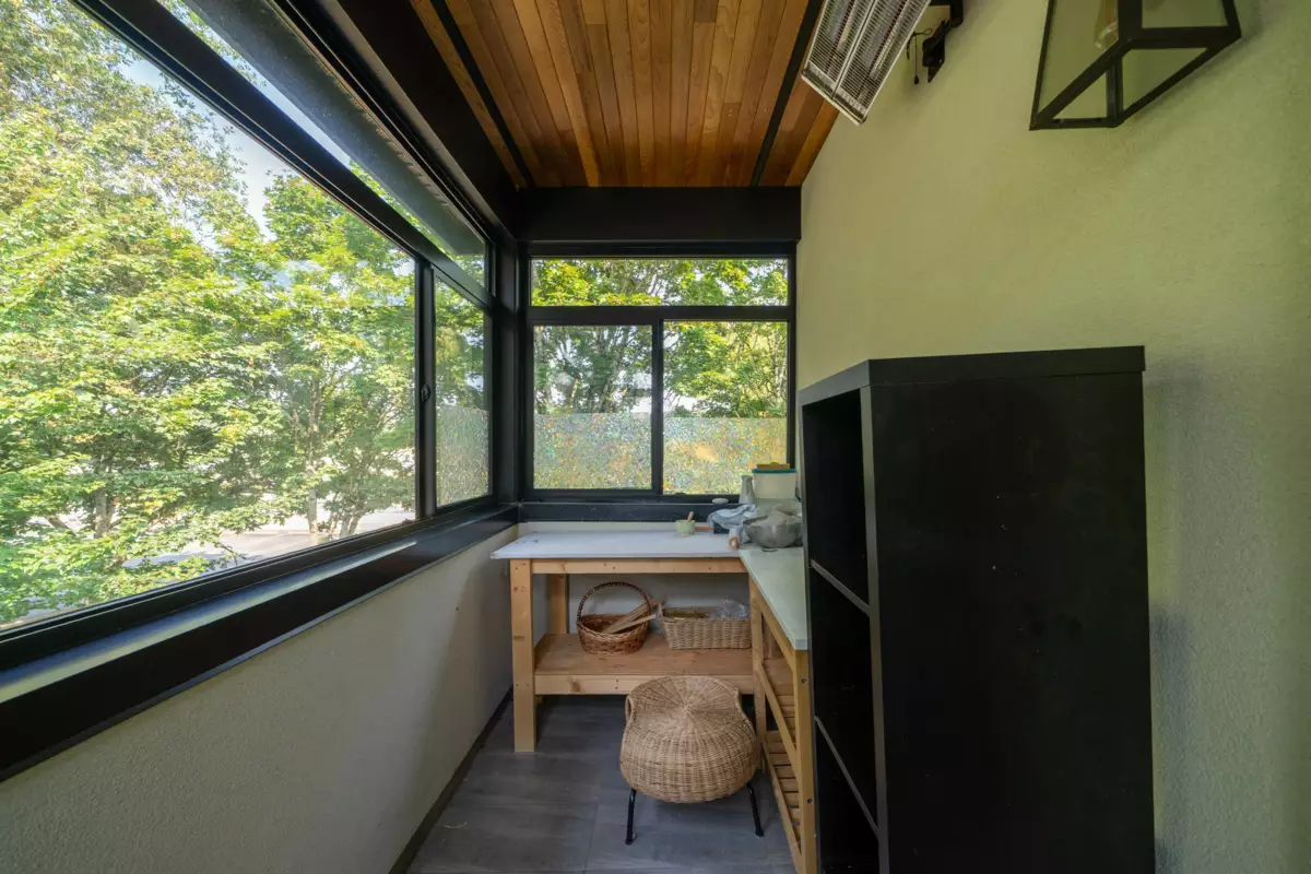 Entry Foyer Photo of 8631 Odlin Crescent, Richmond, BC