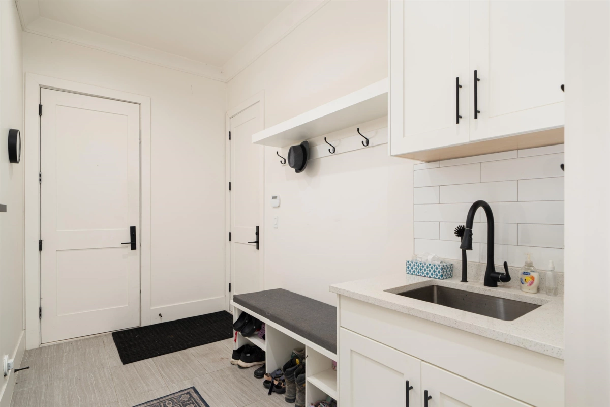 Guest Bathroom Photo of 8631 Odlin Crescent, Richmond, BC