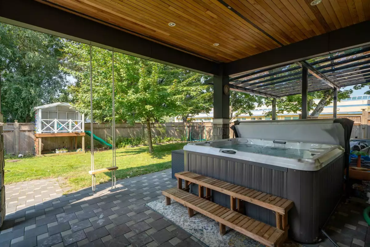 Swimming Pool Photo of 8631 Odlin Crescent, Richmond, BC