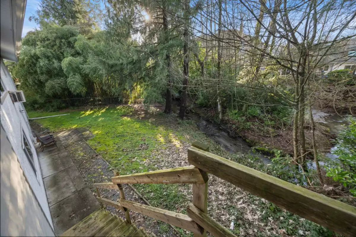 Bedroom 2 Photo of 12037 208 Street, Maple Ridge, BC