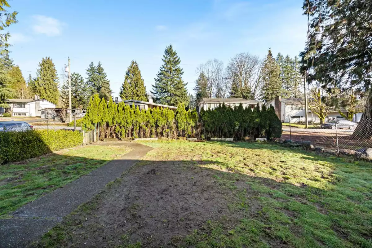 Living Room Photo of 12037 208 Street, Maple Ridge, BC