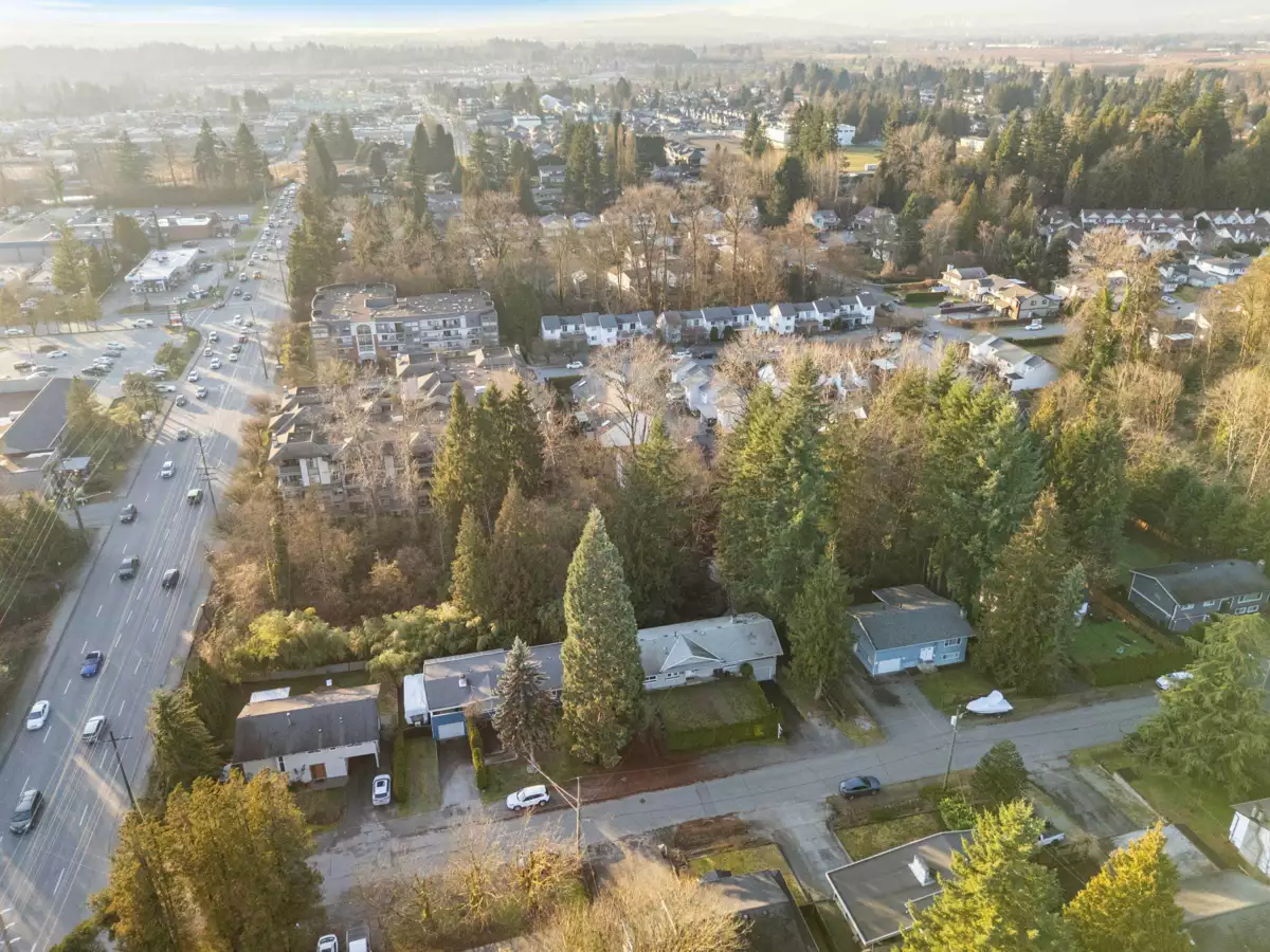 Office / Den Photo of 12037 208 Street, Maple Ridge, BC