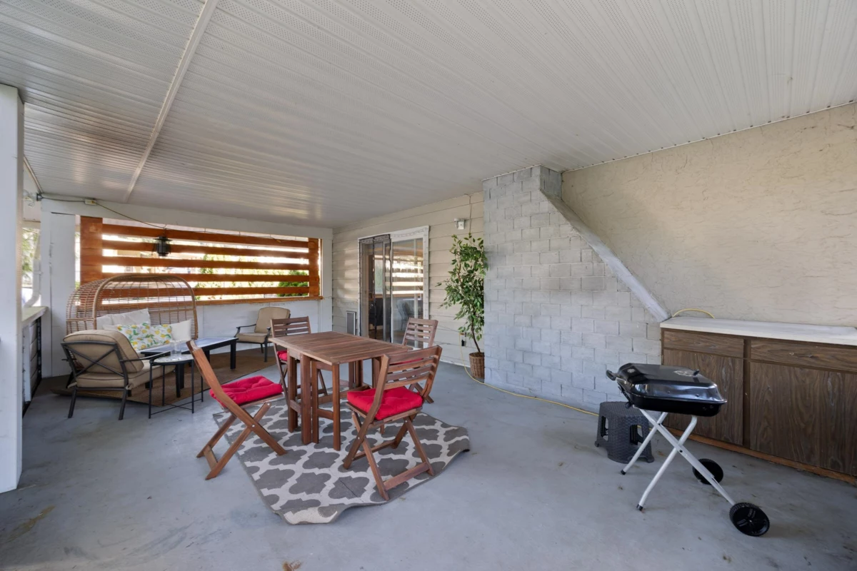 Outdoor Kitchen Photo of 12037 208 Street, Maple Ridge, BC