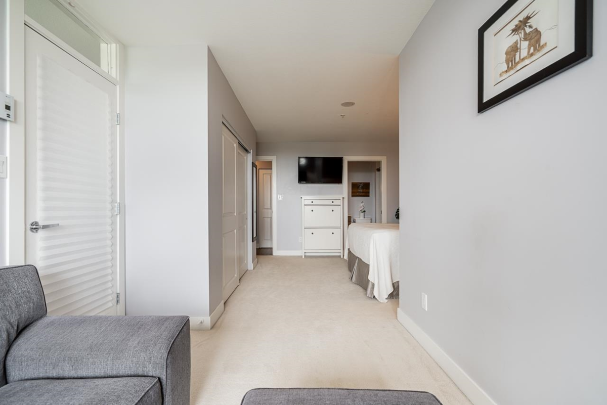 Basement Recreation Room Photo of 906 12069 Harris Road, Pitt Meadows, BC