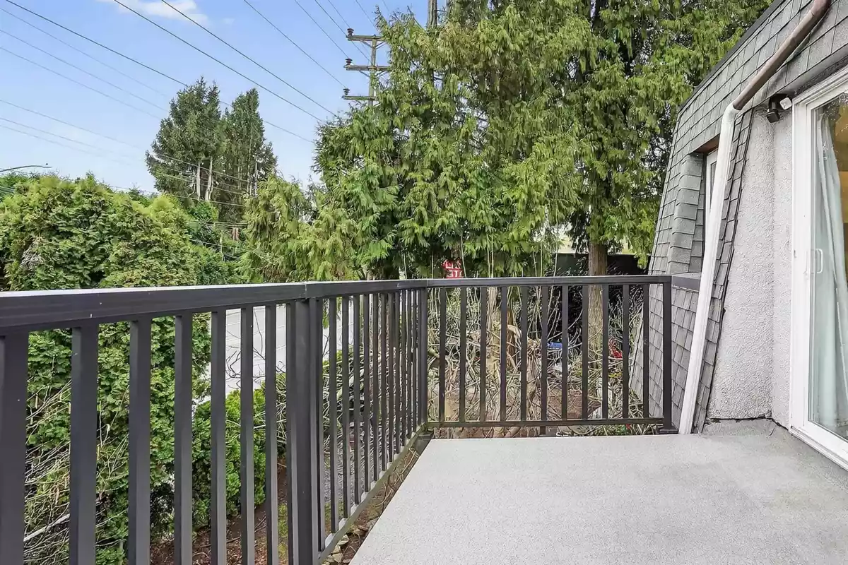 Guest Bathroom Photo of 18 21555 Dewdney Trunk Road, Maple Ridge, BC