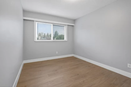 Bedroom 3 Photo of 18 21555 Dewdney Trunk Road, Maple Ridge, BC