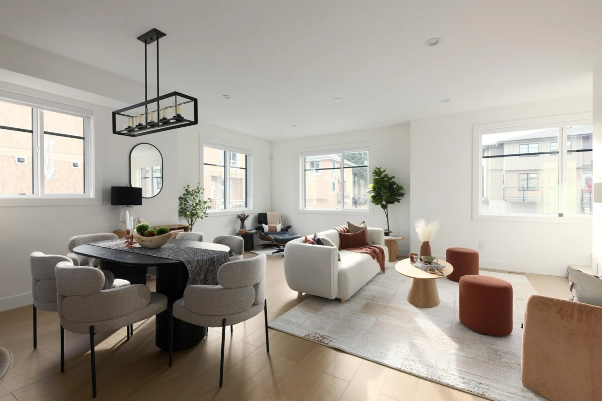 Dining Area Photo of 14 1641 King Crescent, Abbotsford, BC