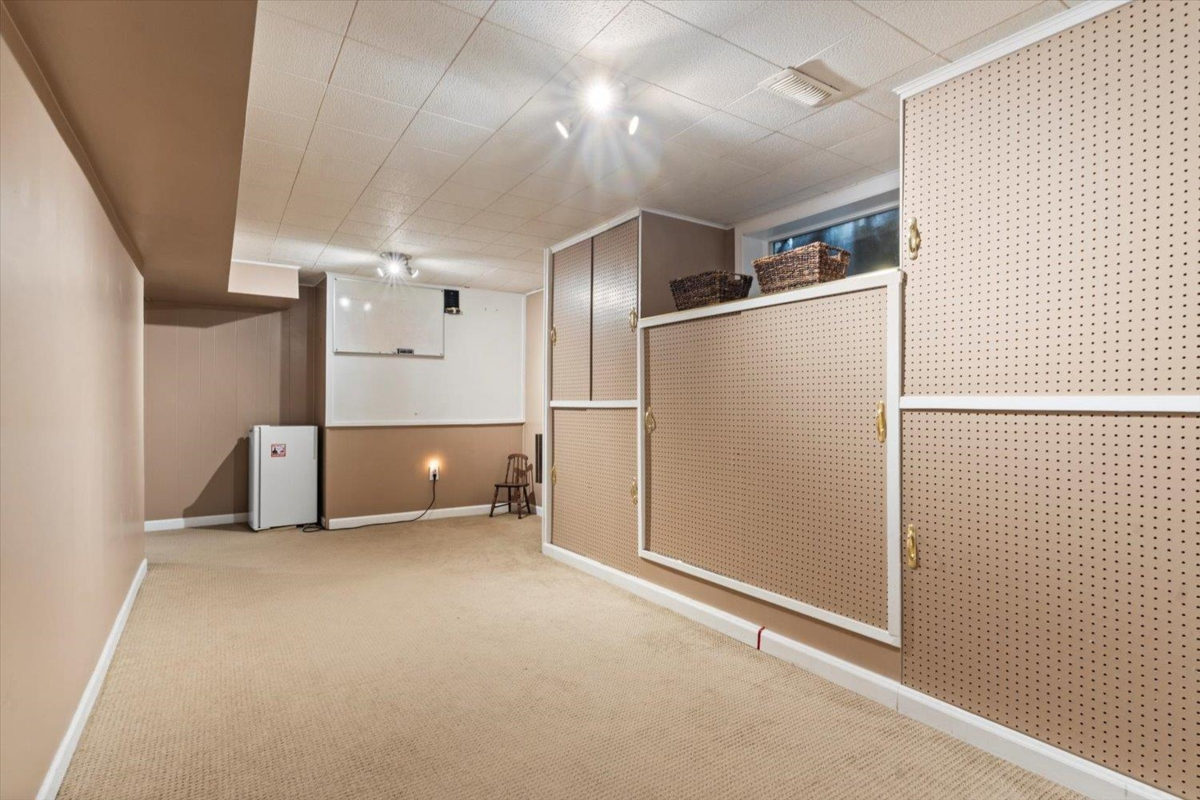 Garden / Landscaping Photo of 34166 Cedar Avenue, Abbotsford, BC