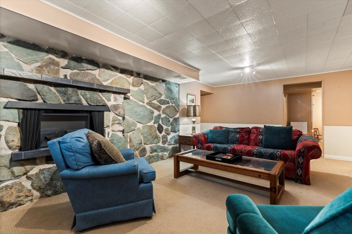 Outdoor Deck Photo of 34166 Cedar Avenue, Abbotsford, BC