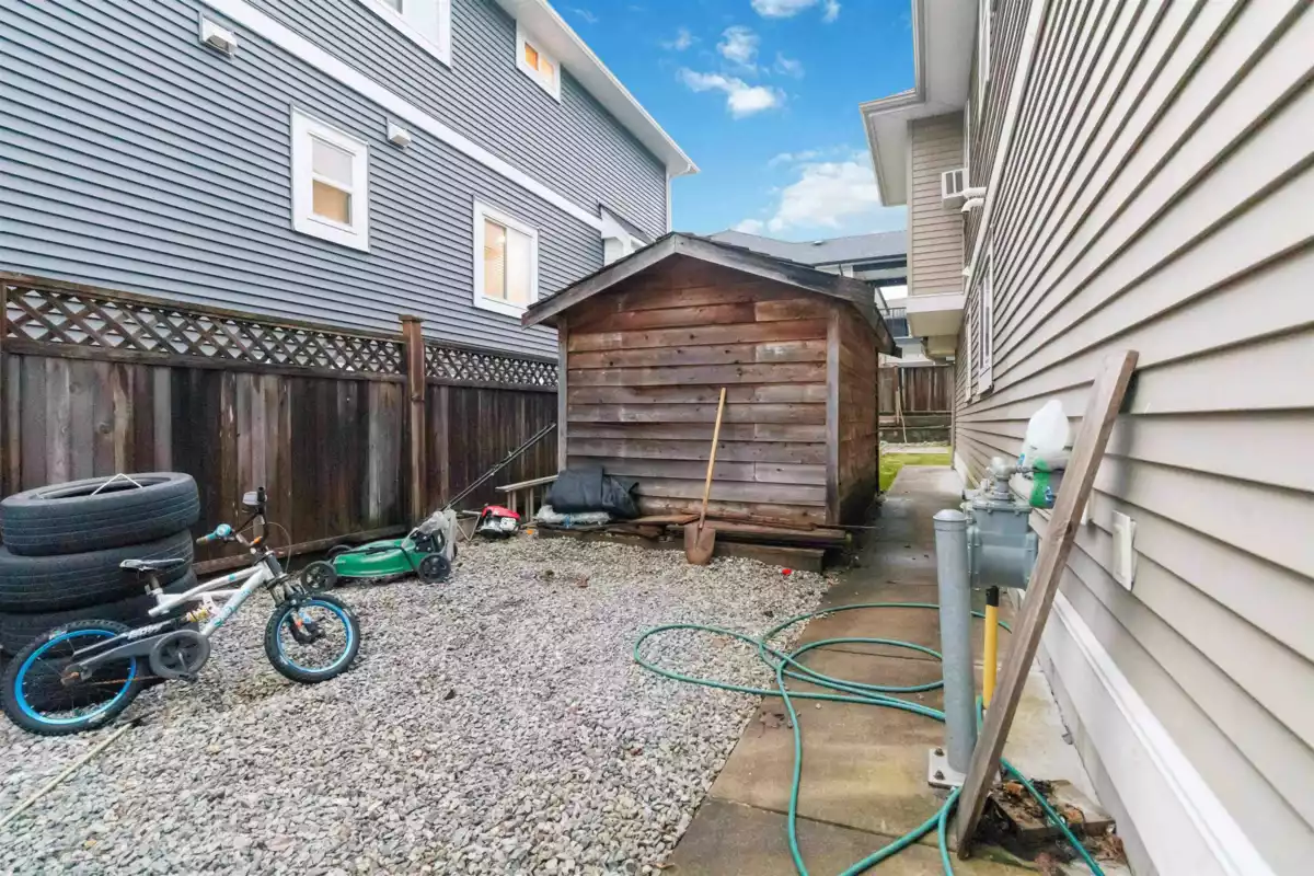 Outdoor Patio Photo of 8546 Alexandra Street, Mission, BC