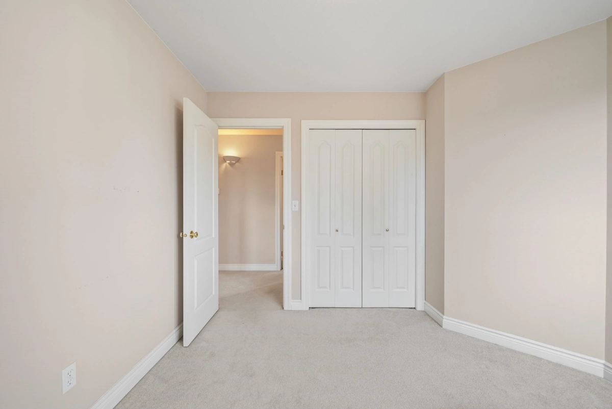 Basement Recreation Room Photo of 6203 190 Street, Surrey, BC