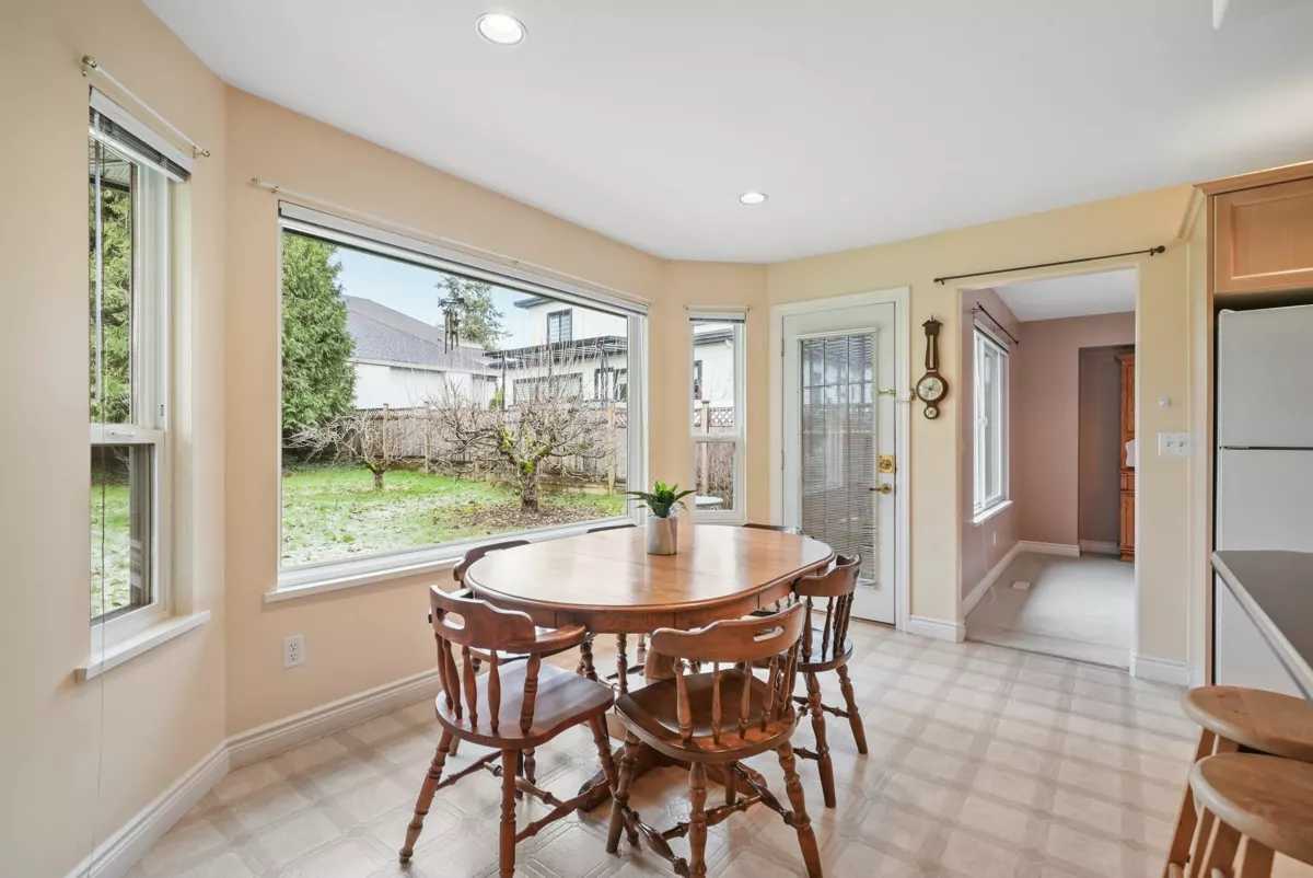Kitchen Island Photo of 6203 190 Street, Surrey, BC