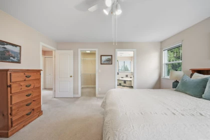 Guest Bathroom Photo of 6203 190 Street, Surrey, BC