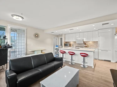 102 9213 Odlin Road, Richmond, BC