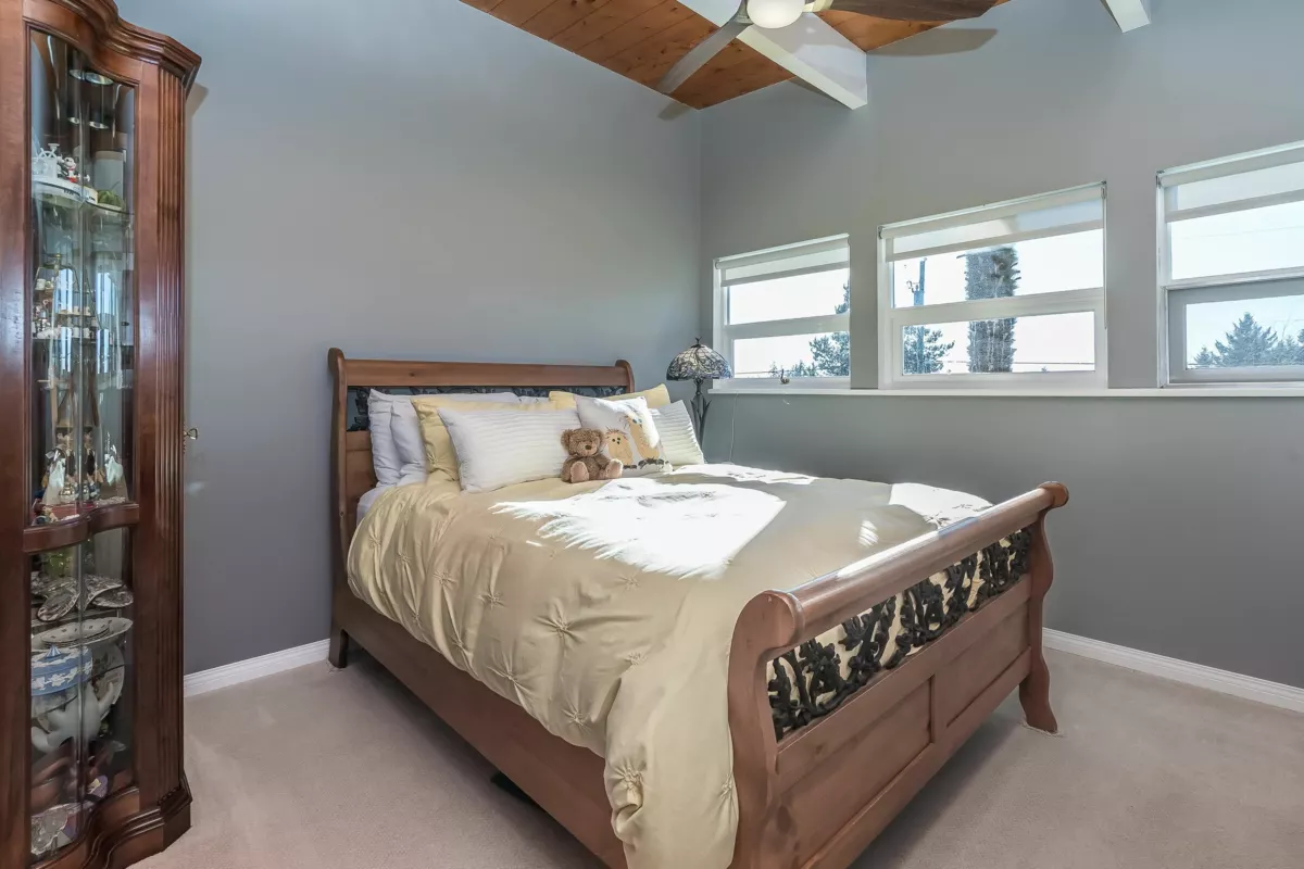 Basement Recreation Room Photo of 6572 Kempson Crescent, Delta, BC