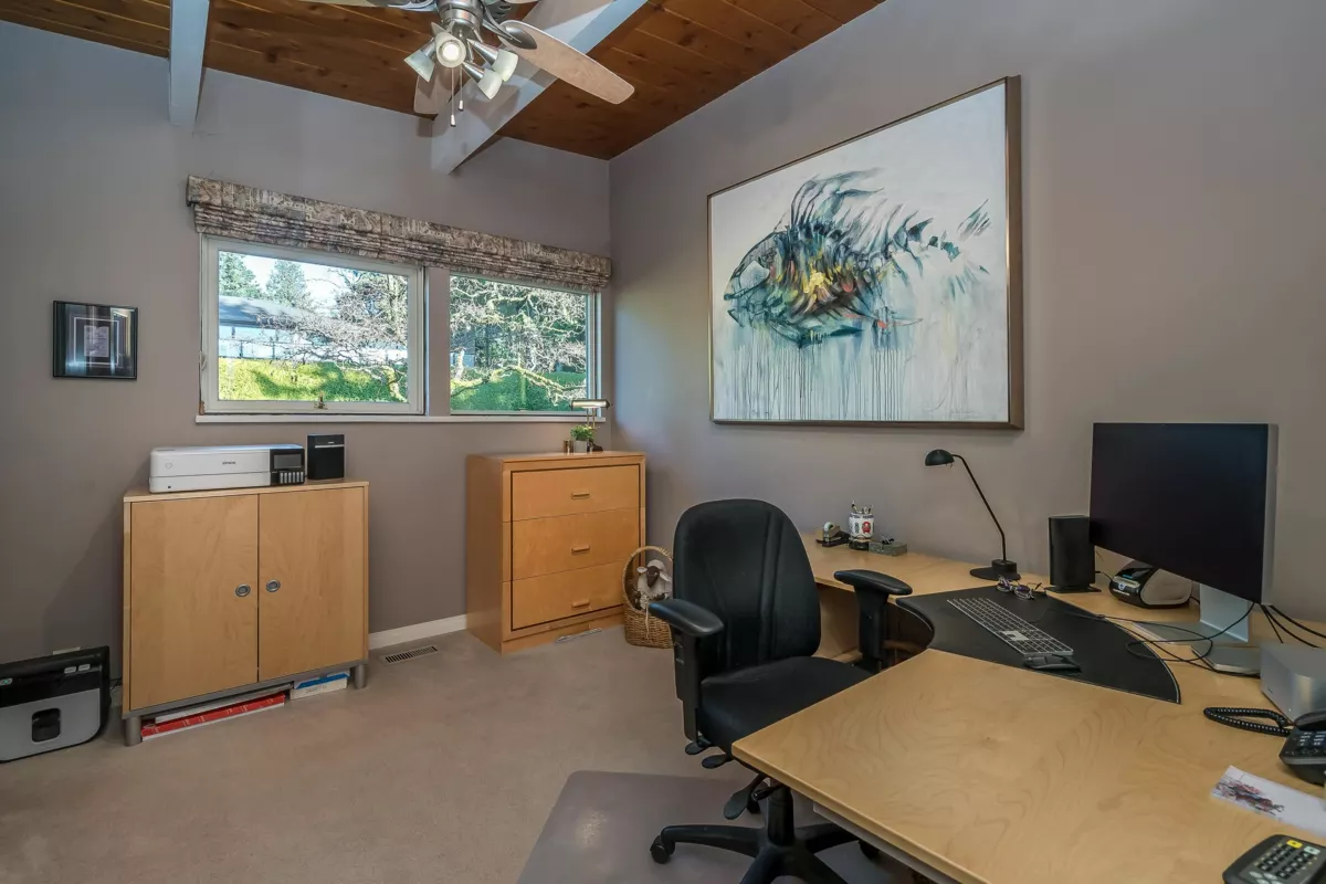 Hallway Photo of 6572 Kempson Crescent, Delta, BC