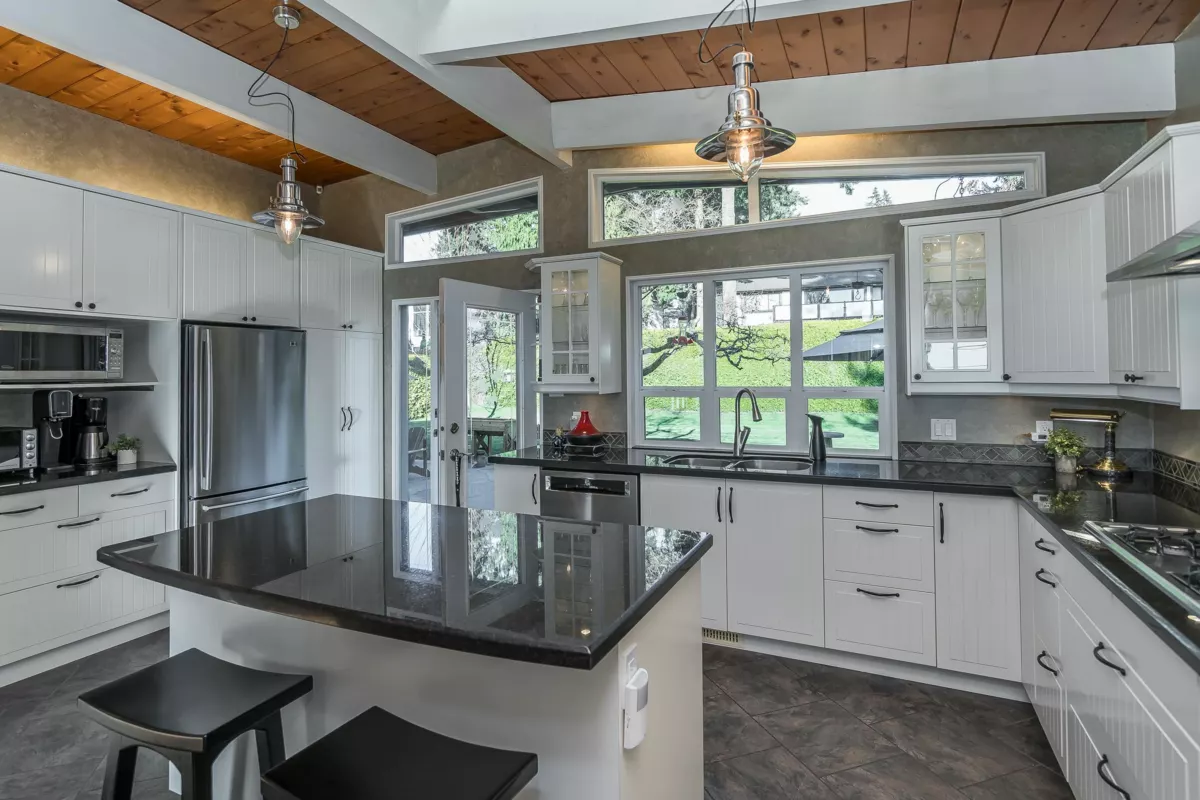 Primary Bathroom Photo of 6572 Kempson Crescent, Delta, BC