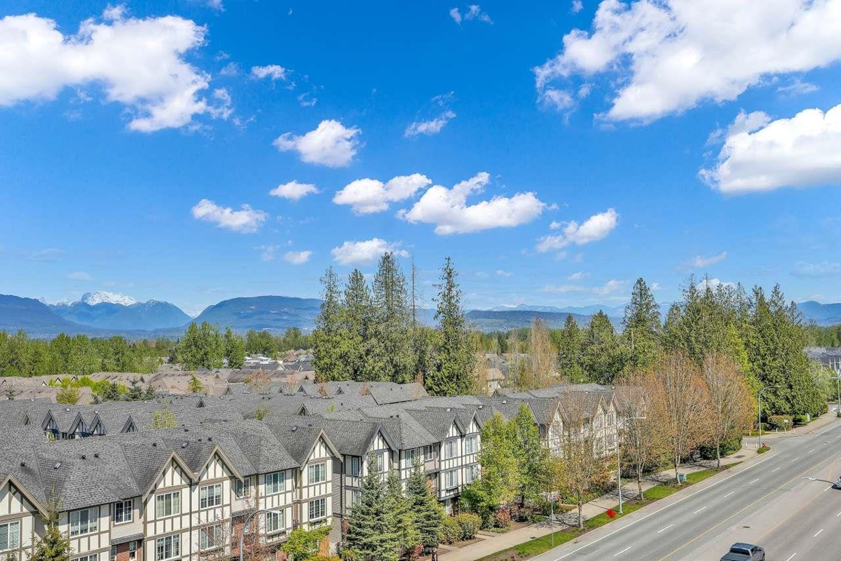 Garage Interior Photo of B615 20834 80 Avenue, Langley, BC