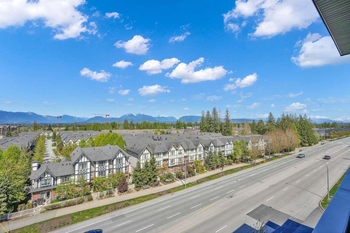 Laundry Room Photo of B615 20834 80 Avenue, Langley, BC