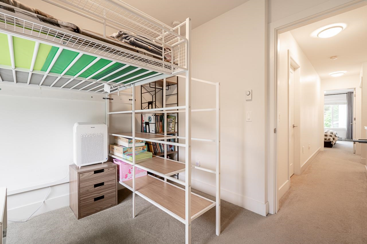 Laundry Room Photo of 2 9718 161a Street, Surrey, BC