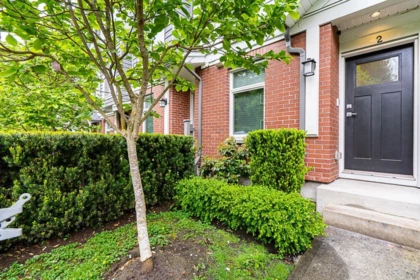 2 9718 161a Street, Surrey, BC