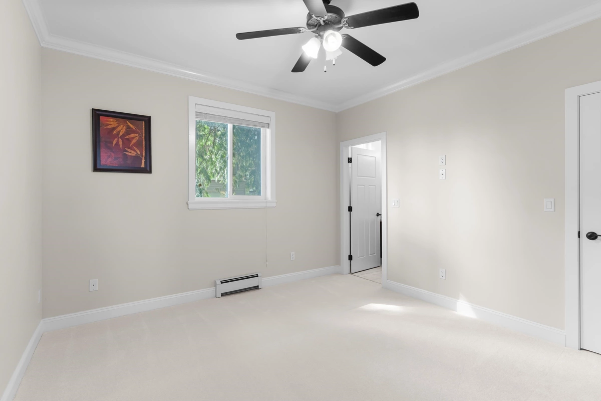 Guest Bathroom Photo of 14225 69a Avenue, Surrey, BC