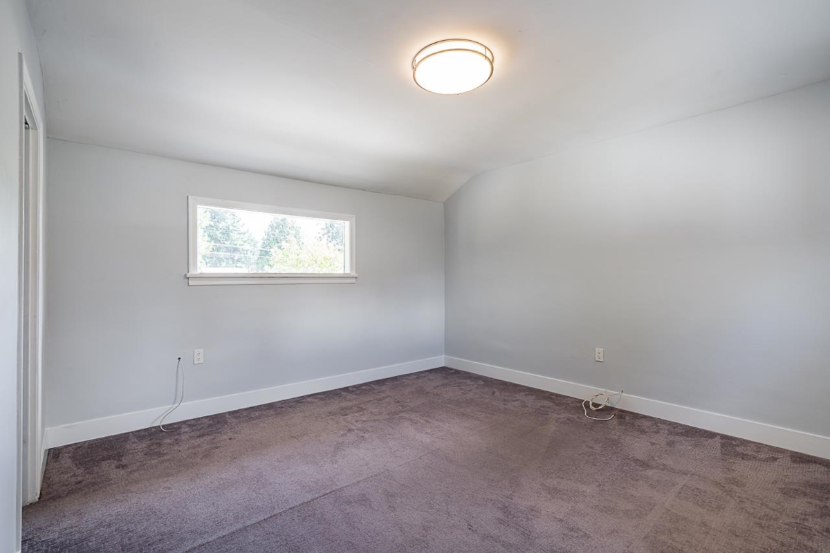 Guest Bathroom Photo of 9893 132 Street, Surrey, BC
