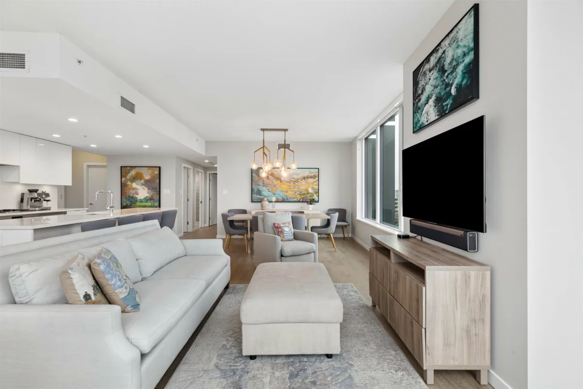 Walk-In Closet Photo of 909 2888 Cambie Street, Vancouver, BC