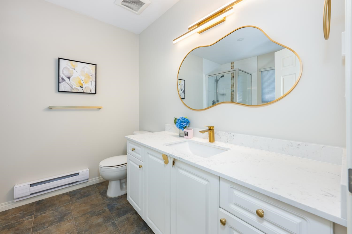 Hallway Photo of 2 8271 Francis Road, Richmond, BC