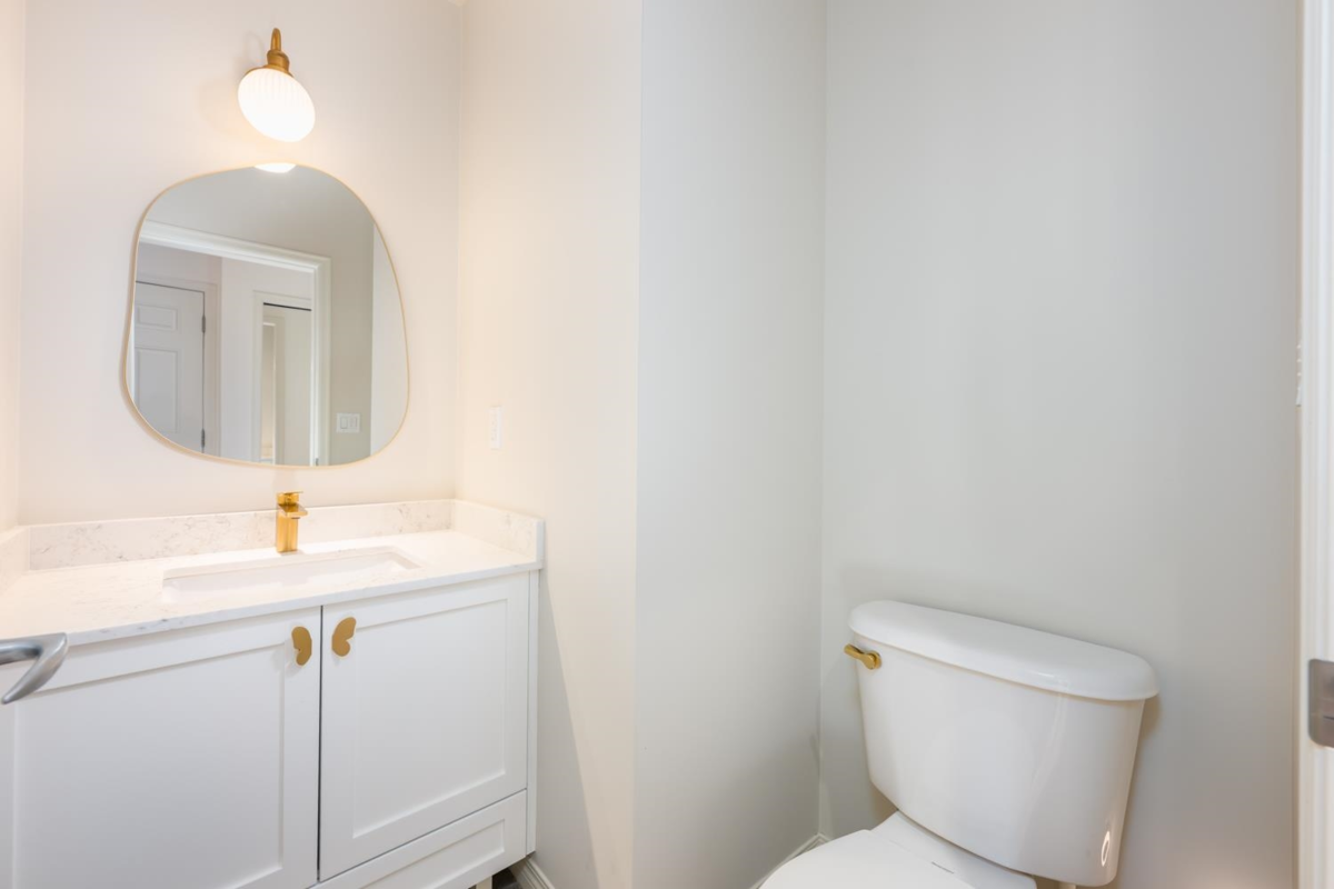 Kitchen Photo of 2 8271 Francis Road, Richmond, BC