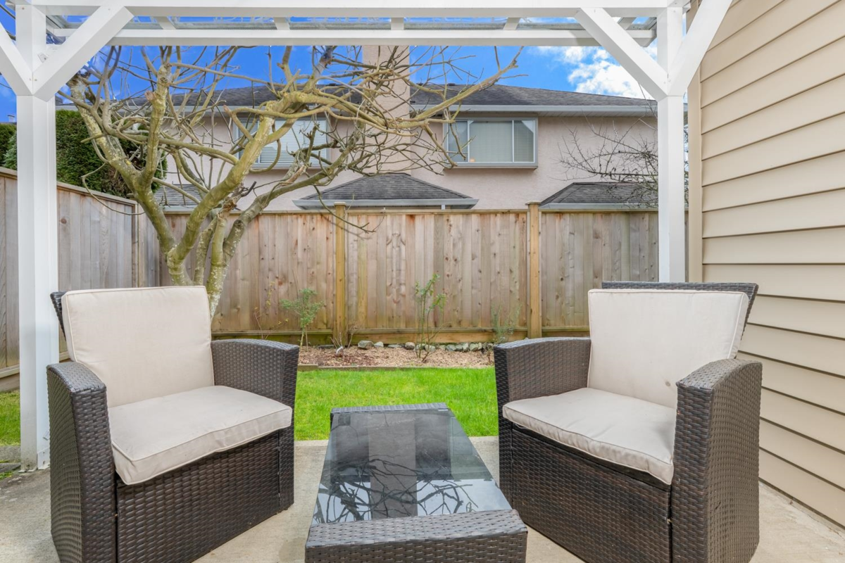 Outdoor Deck Photo of 2 8271 Francis Road, Richmond, BC
