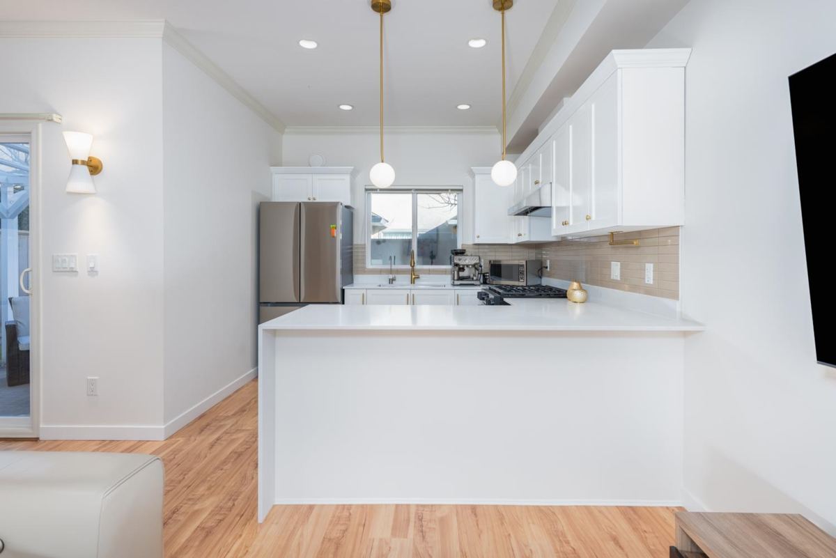 Primary Bathroom Photo of 2 8271 Francis Road, Richmond, BC