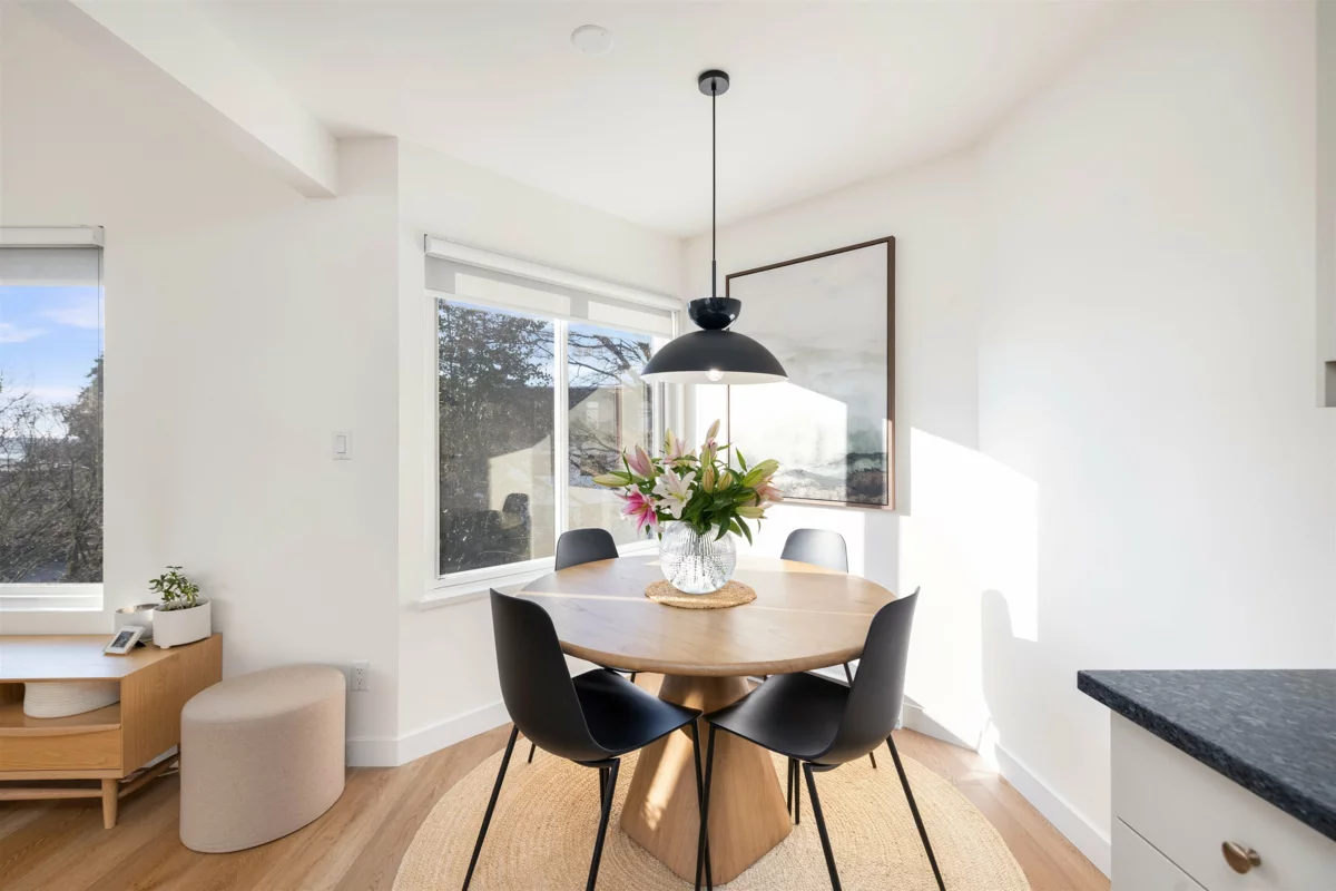Dining Area Photo of 416 St. Georges Avenue, North Vancouver, BC