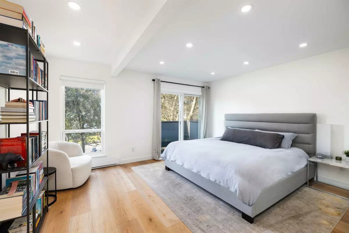 Guest Bathroom Photo of 416 St. Georges Avenue, North Vancouver, BC