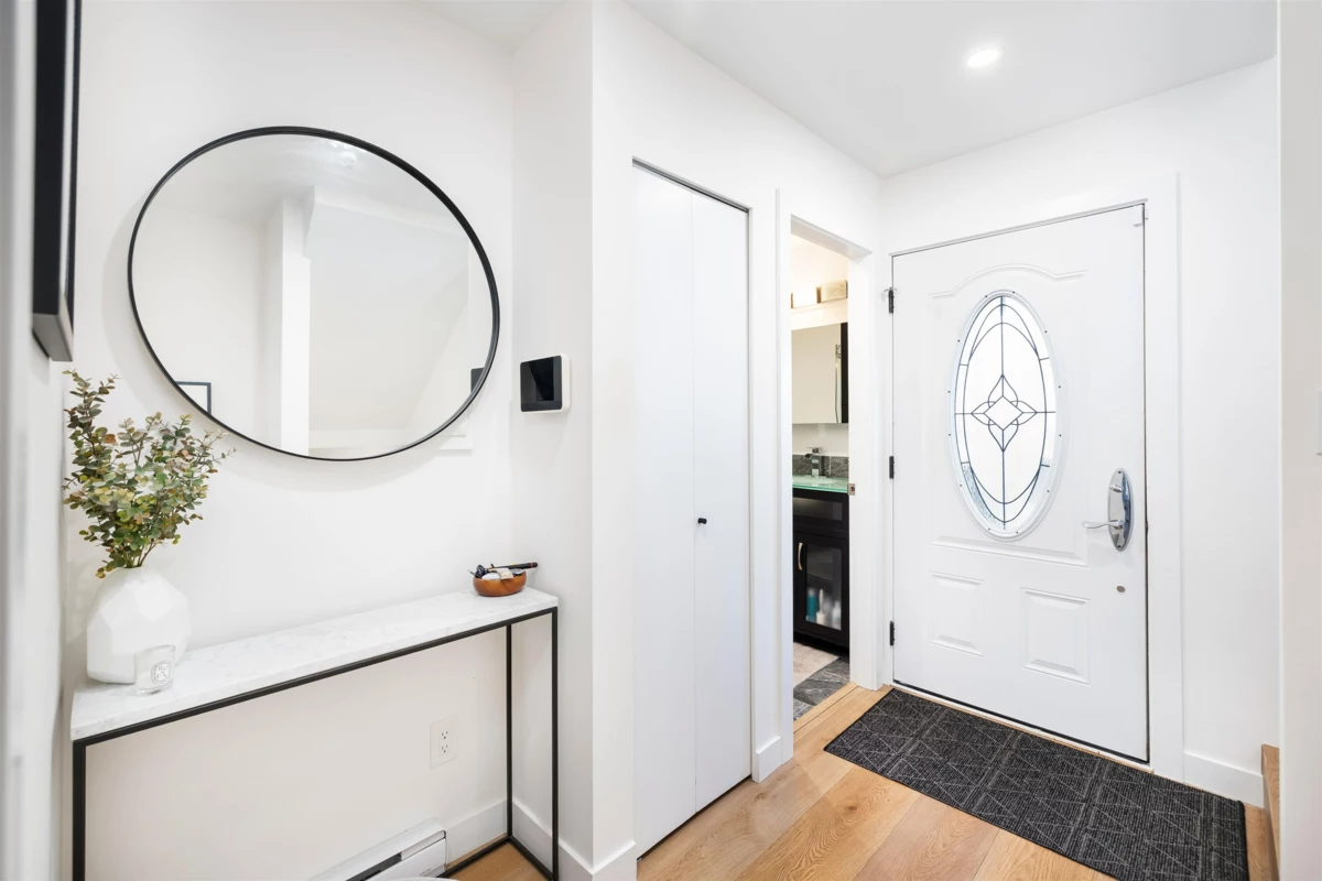 Outdoor Deck Photo of 416 St. Georges Avenue, North Vancouver, BC