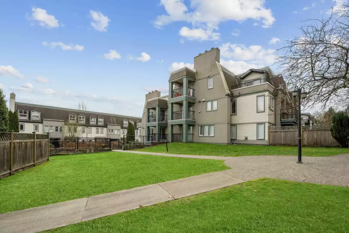 Basement Recreation Room Photo of 74 202 Laval Street, Coquitlam, BC