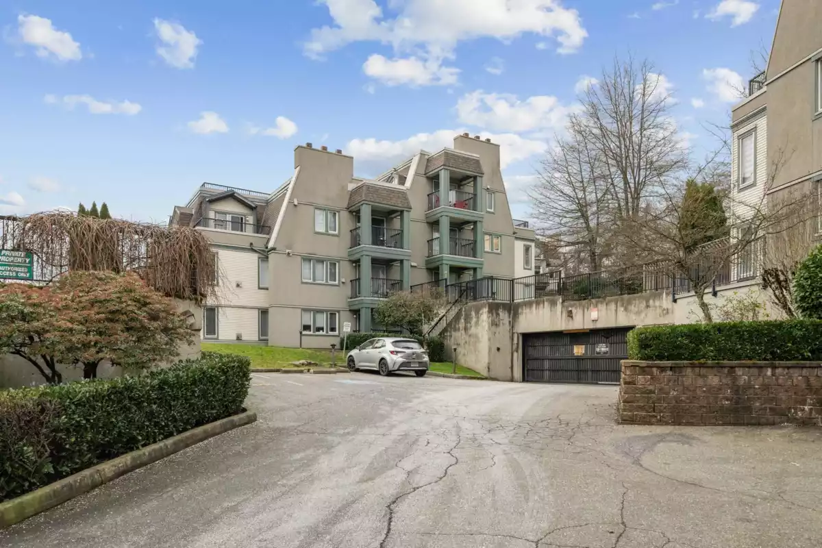 Powder Room Photo of 74 202 Laval Street, Coquitlam, BC