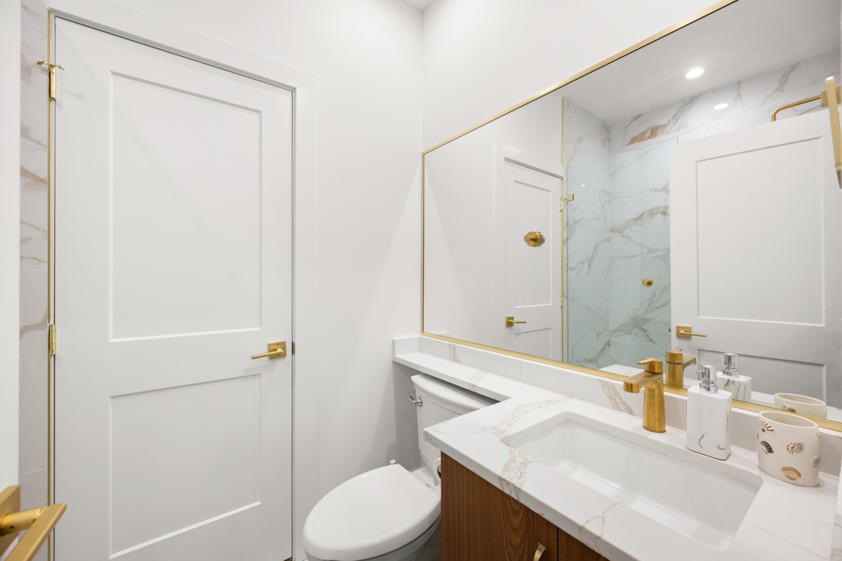 Aerial View of 1113 Dolphin Street, White Rock, BC