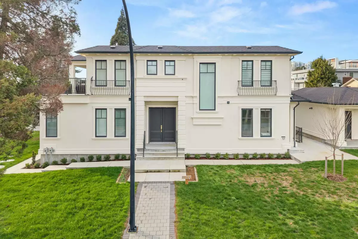 Exterior Rear Photo of 1113 Dolphin Street, White Rock, BC