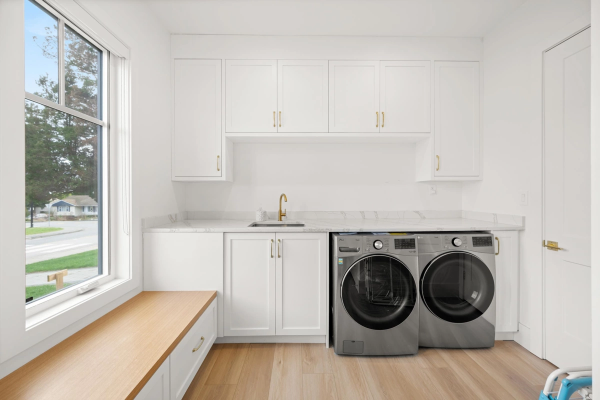 Front Yard Photo of 1113 Dolphin Street, White Rock, BC