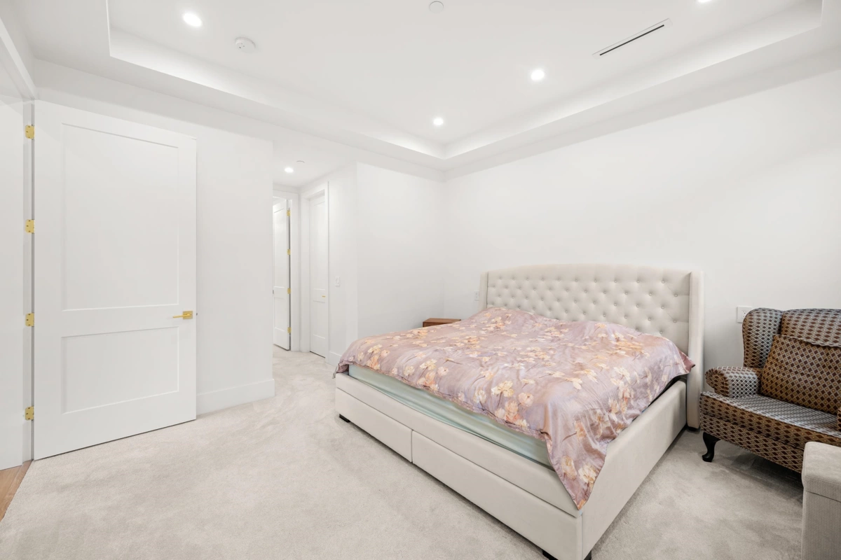 Mudroom Photo of 1113 Dolphin Street, White Rock, BC