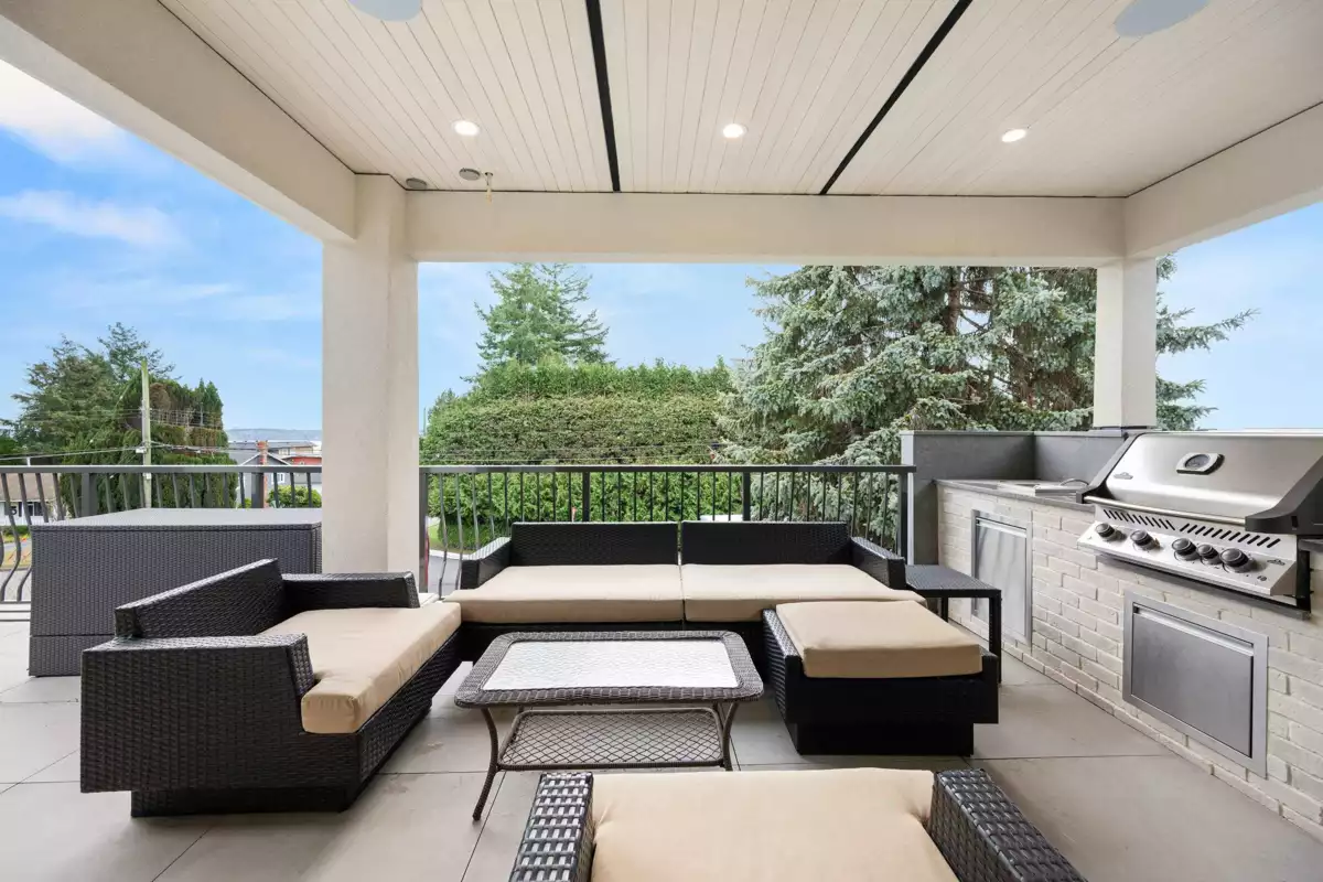 Primary Bedroom Photo of 1113 Dolphin Street, White Rock, BC